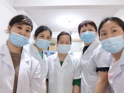 抗疫，我們?cè)趰徫粓?jiān)守